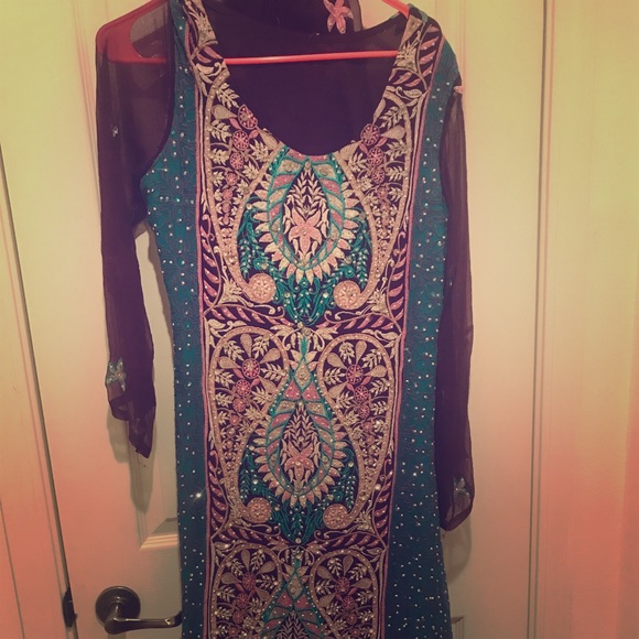 Heavy stone n embroidered Kameez n dupatta M - Picture 1 of 8